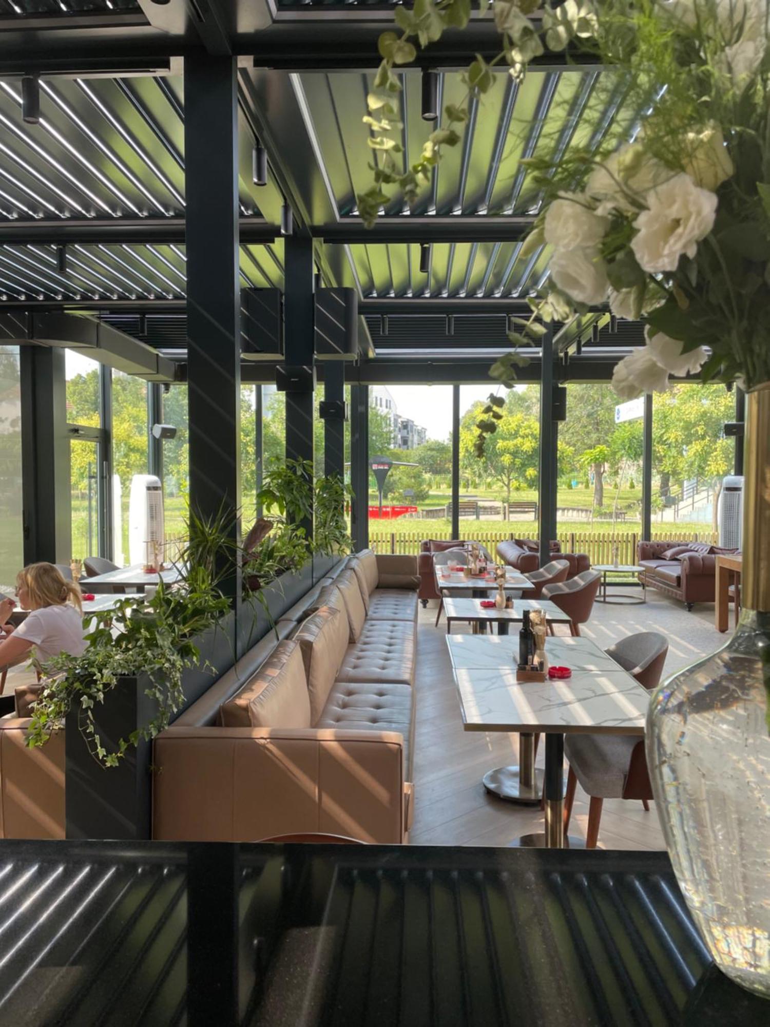 Santa Villa & Restaurant 스렘스카 미트로비차 외부 사진